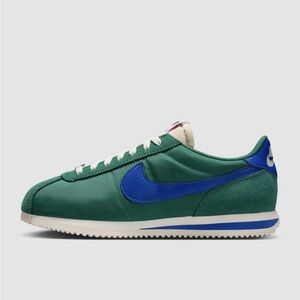 Size 8- Nike Cortez Evergreen Aura Hyper Royal Women’s Shoes IH2361 300 No Lid